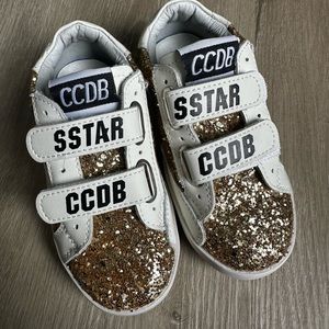 Toddler Girl, size 8, Star Sneakers